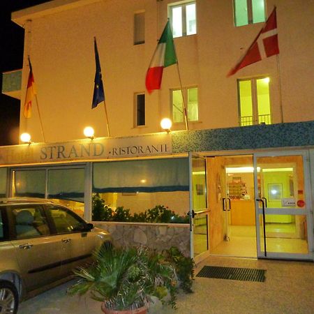 Hotel Strand Marina Di Montenero Exterior photo